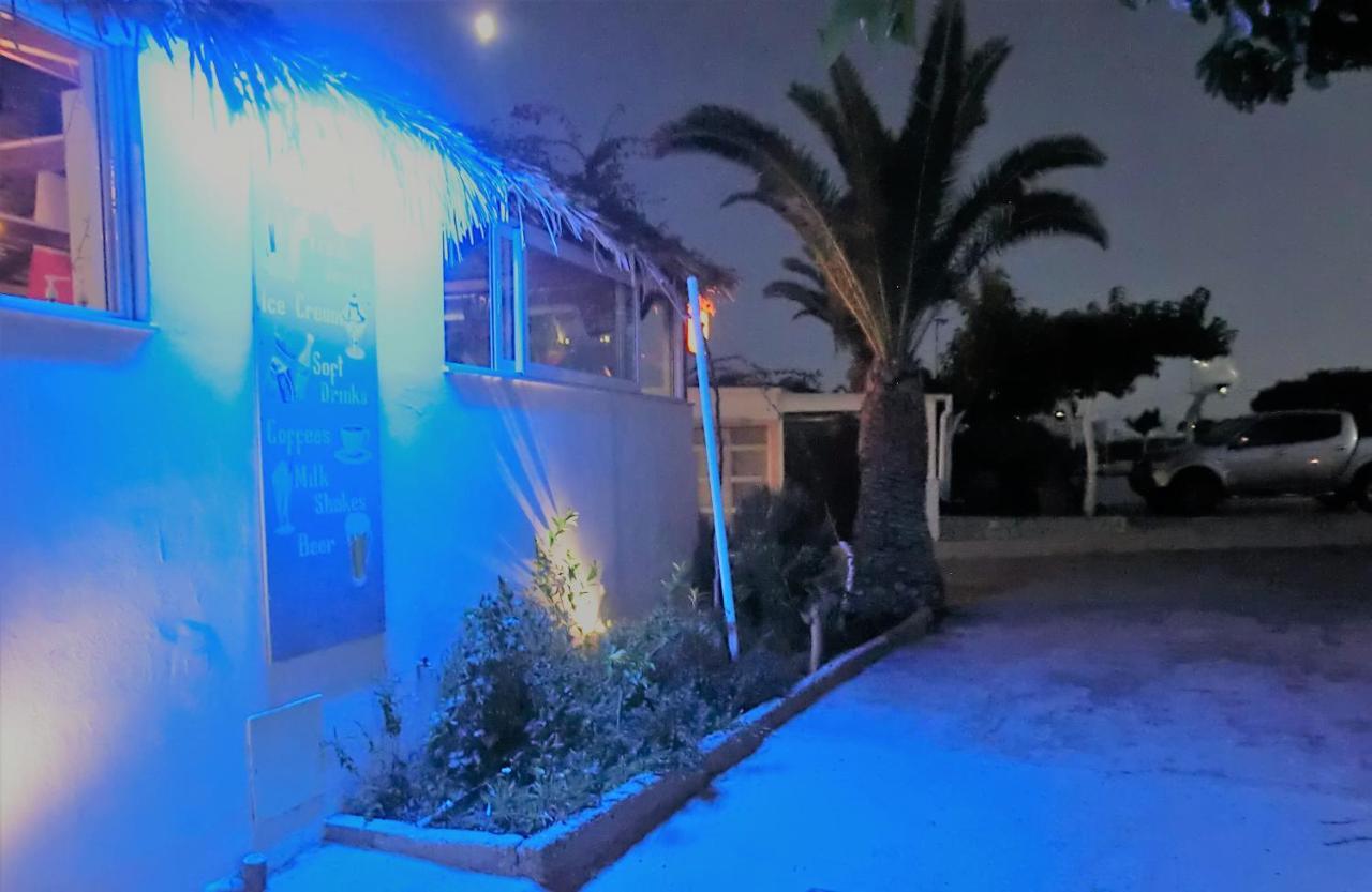 Santorini Camping & Hostel Fira  Exterior foto
